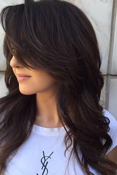 Fun and Stylish Long Haircuts for Long Layered Hair ★ See more: http://glaminati.com/fun-long-haircuts-for-long-layered-hair/ Step Cut Hairstyle, Hairstyles 1920s, 1920s Hairstyles, 70s Hairstyles, Hairstyles Formal, Longhair Hairstyles, Trendy We Fryzurach, Long Hair Trends, 50s Hairstyles