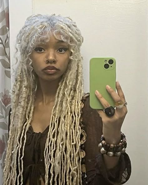 locs and bangs black girl braided locs Braided Locs, Girl With Locs, Pandora Lovegood, Cute Box Braids, Braids Ideas, Cute Box Braids Hairstyles, Hairdos For Curly Hair, Pretty Braided Hairstyles, Being Creative