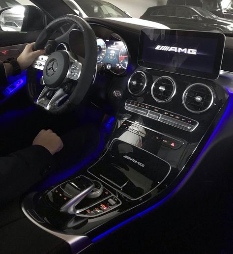 Mercedes Benz Mercedes Sport, Mercedes Interior, Mercedes Cars, C 63 Amg, مرسيدس بنز, New Luxury Cars, Luxury Car Interior, Car Goals, Cars Vintage