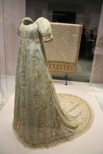 Old Dress, Historical Clothes, Regency Gown, Regency Era Fashion, 1800s Fashion, Regency Dress, Period Dress, Regency Fashion, 19th Century Fashion