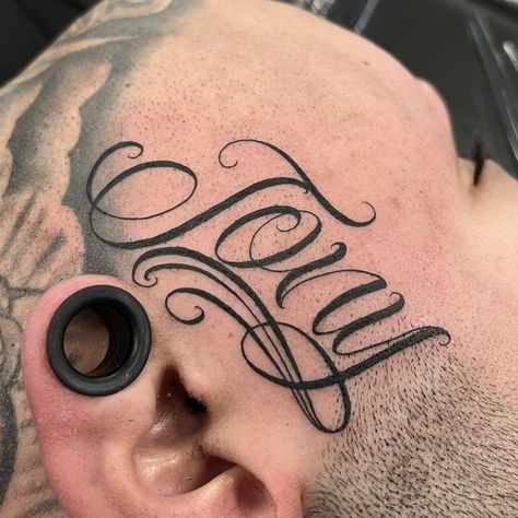 Fernando Andrade Jr on Instagram: "Tony ✨ For all inquiries: CALL or TEXT (626)507-5821 #tony #sideburntattoo #lettering #letteringtattoos #letteringdesign #script #scripttattoo #scriptureoftheday #lineart #lineworktattoo" Tony Name Tattoo, Tony Tattoos, Burn Tattoo, Name Drawings, Graffiti Writing, Scripture Of The Day, Name Tattoo Designs, Tattoo Script, Line Work Tattoo