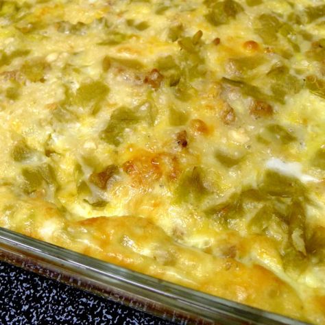 Chile Rellenos Casserole 2 Relleno Casserole Recipe, Stuffed Chili Relleno Recipe, Chile Relleno Casserole Recipe, Casserole Vegetarian, Rellenos Recipe, Chile Relleno Recipe, Chili Relleno Casserole, Relleno Casserole, Chile Relleno Casserole