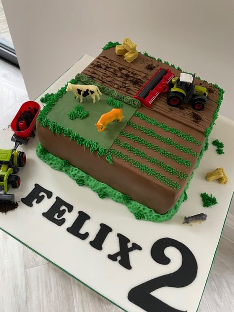 Red Tractor Birthday Party Cake, Easy Tractor Cake, Bulldozer Cake, Tractor Birthday Cake, Tractor Cakes, Tractor Birthday Cakes, John Deere Cake, Farm Birthday Cakes, Tractor Cake