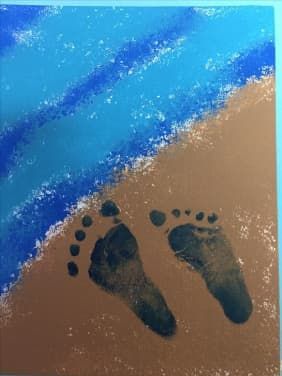 6 Fun Summer Crafts for Kids (+30 Ideas) - FeltMagnet Wonderful Water Theme For Infants, Fun Summer Crafts For Kids, June Art, Summer Crafts For Toddlers, Infant Art, Summer Art Projects, Infant Room, Fun Summer Crafts, Baby Art Projects