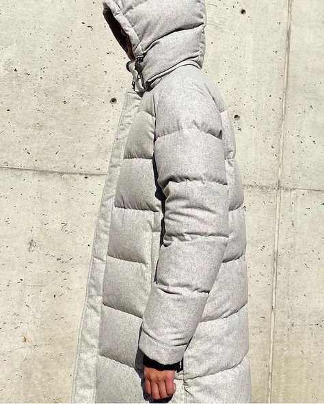 Aritzia (@aritzia) • Instagram photos and videos Aritzia Super Puff Long, Super Puff Long, Aritzia Aritzia, Aritzia Super Puff, Aritzia Jacket, Super Puff, I Win, Leg Warmers, I Love