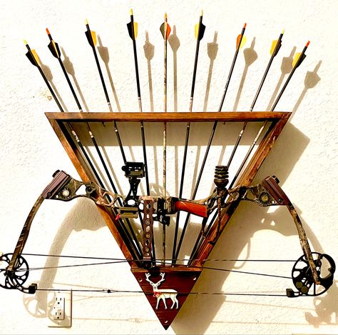 DIY Archery Bow Display made from reclaimed wood! Bow And Arrow Wall Mount, Bow And Arrow Holder, Archery Stand, Homemade Bow And Arrow, Diy Archery, Arrow Holder, Bow Rack, Diy Organizing, Bow Display