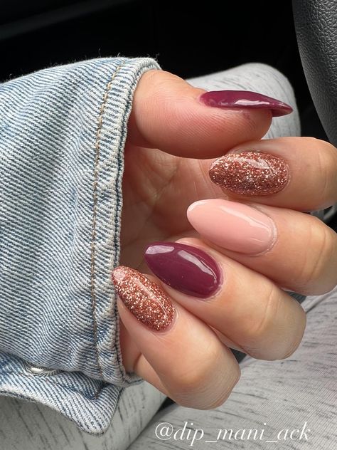 New Yrs Nails, Fall Pink Nails, September Nail Ideas, Maroon Nail Designs, Maroon Nails, Nagellack Trends, Halloween Acrylic Nails, September Nails, November Nails