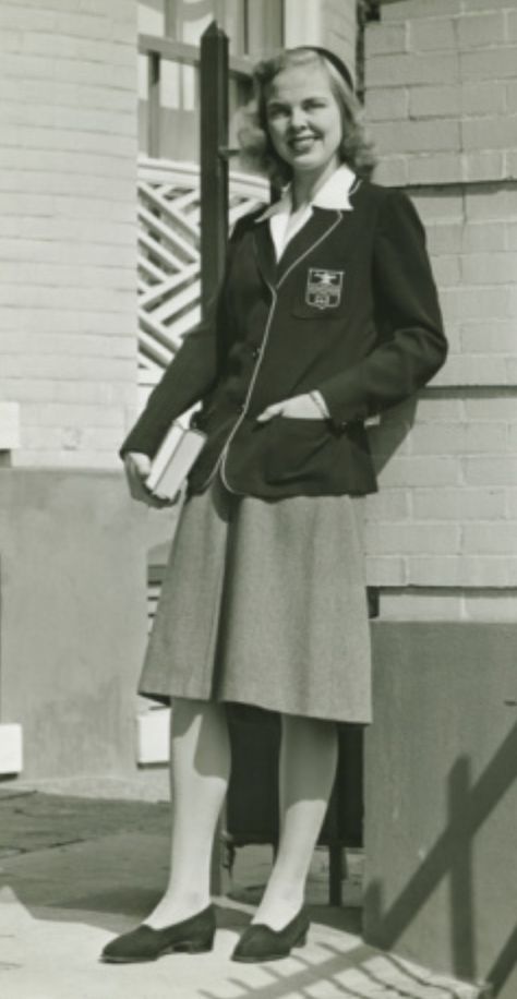 English School Uniform, Red Suspenders, High School Fashion, Uniform Dress, Vintage School, School Uniforms, Girls Uniforms, After Life, News Boy Hat