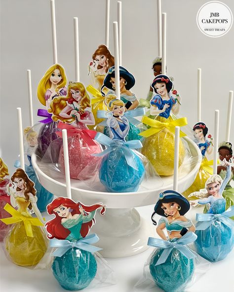 Princess Desserts Ideas, Disney Princess Chocolate Covered Pretzels, Disney Princesses Theme Birthday Party, Disney Princess Birthday Treats, Princess Birthday Desserts, Disney Princess Cake Table, Princess Dessert Table Ideas, Princess Birthday Snacks, Princess Party Dessert Table