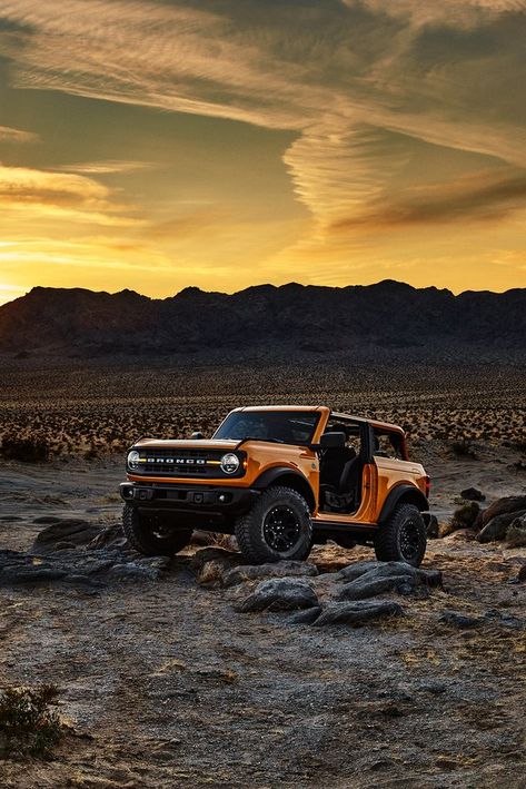 Bronco Wallpaper, Broncos Wallpaper, Mobil Off Road, Ford Bronco 2, Trim Options, Bronco Sport, Sports Car Wallpaper, Built Ford Tough, Dream Cars Jeep