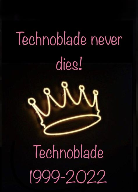 Technoblade Fanart Wallpaper, Technoblade Wallpaper, Techno Quotes, Technoblade Never Dies, Die Wallpaper, Nerd Tattoo, Dark Green Wallpaper, Mc Wallpaper, I Cried