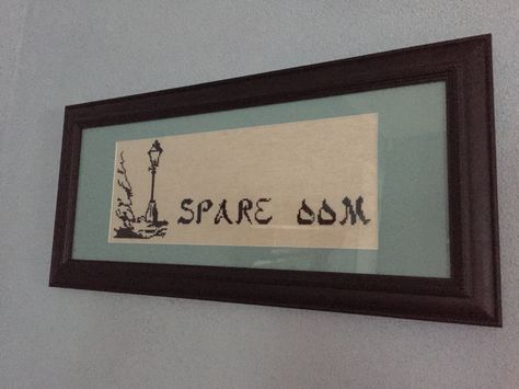 Narnia Lamp Cross Stitch #narnia #crossstitch #spareoom Narnia Cross Stitch, Narnia Embroidery, Snitches Get Stitches, Bookshelf Art, Nursery Cross Stitch, Cross Stitch Boards, Nerd Crafts, Cross Stitch Funny, Book Crafts