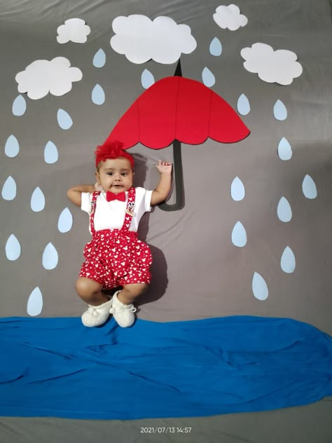 Mansoon Theme Photoshoot For Baby, Rainy Theme Baby Photoshoot, Baby Theme Photoshoot, Monthly Baby Photography, Monthly Photoshoot, Baby Boy Newborn Photography, Baby Milestones Pictures, One Month Baby, Boy Photo Shoot