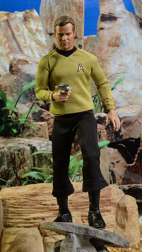 Star Trek Captain Kirk sixth scale action figure by Qmx Star Trek Figures, Monster Models, Star Trek Kirk, Star Trek Toys, Superhero Texts, Star Trek Action Figures, Michael Crawford, Star Trek Captains, Kirk Spock