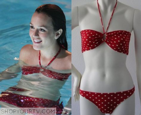 blair polka dot bikini Blair Waldorf Bathing Suit, Blair Waldorf Swimsuit, Blair Waldorf Summer Outfits, Gossip Girl Season 1, Polka Dot Bathing Suit, Red Bathing Suits, Gossip Girl Blair, Worn On Tv, Gossip Girl Fashion