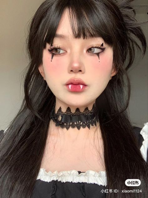 Maquillage Halloween Simple, Halloweenský Makeup, Dekorasi Halloween, Holloween Makeup, Anime Eye Makeup, Halloween Makeup Pretty, Anime Makeup, Ethereal Makeup, Dope Makeup