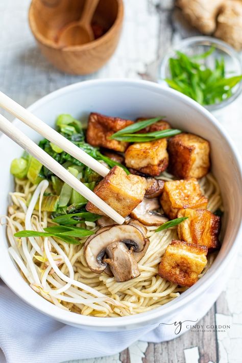 Best Soup For A Cold, Feel Better Soup, Sick Soup, Tofu Chili, Soup For A Cold, Asian Tofu, Delicious Air Fryer Recipes, Bbq Chicken Wings Recipe, Tofu Noodles