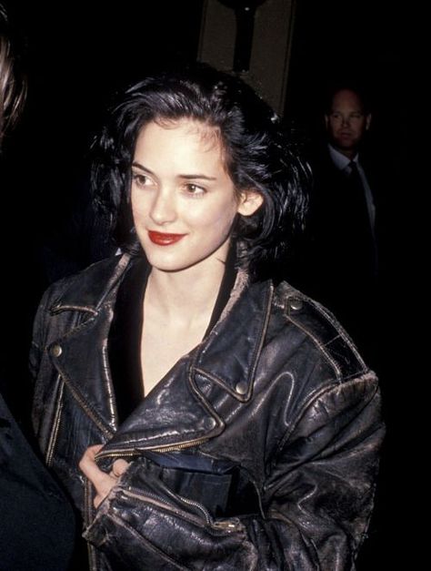 Winona Ryder Style, Winona Ryder 90s, 90s Grunge Hair, Winona Forever, Celebrity Aesthetic, Estilo Grunge, Photographie Inspo, Winona Ryder, Grunge Hair