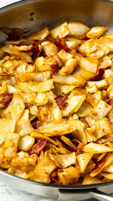 This Southern fried cabbage with bacon and onion is packed with flavor and perfect for a quick and comforting dinner at home! It features buttery soft cabbage covered in delicious Cajun seasoning, crispy bacon bits, and flavorful aromatics. Cabbage Vegan Recipes, Vegan Cabbage Recipes, Cabbage Vegan, Cabbage Recipes Southern, Fried Cabbage Recipes, Southern Fried Cabbage, Bacon Fried Cabbage, Sauteed Cabbage, Coconut Bacon