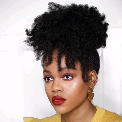 Natural Hair Loving on Instagram: “Love this puff! 💞💞 How often do you where your hair out? Comment down below👇🏾👇🏾 📸: @luchi_loyale . . 💛Follow @NaturalHairLoving . Daily…” Afro Hair Ponytail, Ponytail For Black Women, African Magic, Human Hair Ponytail, Haute Hair, American Hairstyles, Indian Human Hair, How To Grow Natural Hair, 4c Natural