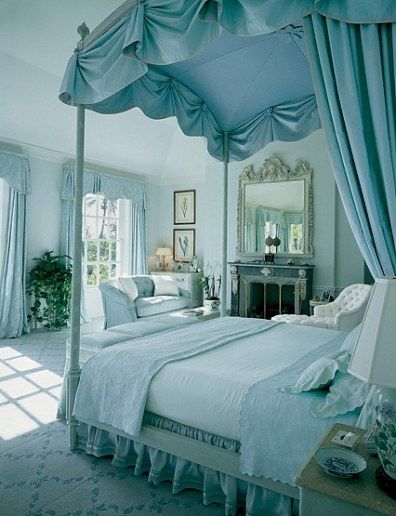 Design Legends: Mark Hampton Photos | Architectural Digest Backyard Canopy, Gorgeous Bedrooms, Renzo Piano, Dreamy Bedrooms, Blue Rooms, Canopy Bed, Blue Bedroom, Cool Ideas, Cool Beds