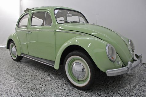 1960 Volkswagen Beetle for sale by Phillips Auto in Newport Beach, California 92663 on Classics on Autotrader. Vw Kombi Van, Vw Super Beetle, Crate Motors, Vw Sedan, Beetle For Sale, Car Deco, Old Vintage Cars, Beach Cars, Beetle Convertible