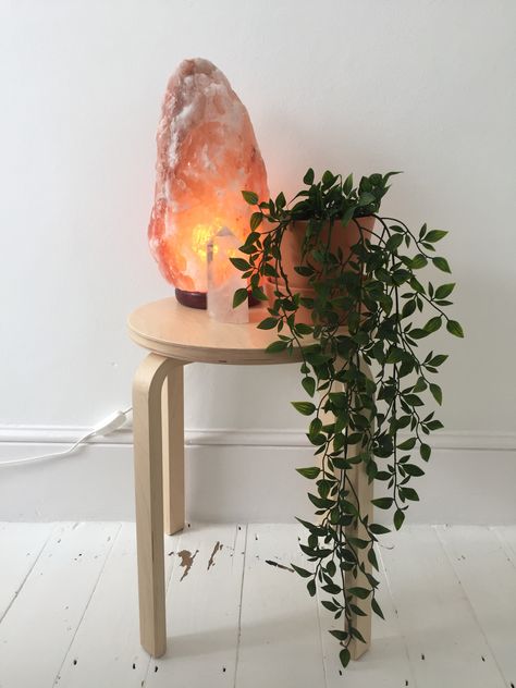 12kg natural Himalayan salt lamp❤️ Salt Lamp Decor, Rock Lamp, Meditation Corner, Zen Room, Salt Lamps, Himalayan Salt Lamp, Salt Lamp, Massage Room, Therapy Room