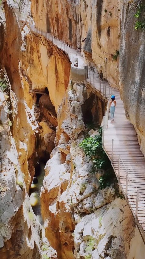 everchanginghorizon on Instagram: We took a pitstop in Spain to check out this canyon. Here’s @jess.wandering thru El Caminito del Rey. Did you know Spain had canyons ? This… Spain Travel Outfits, Spain Road Trip, Cadiz Spain, Malaga Spain, Amazing Nature Photos, Travel Checklist, Travel Planning, Cadiz, Andalusia