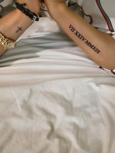 Roman Numeral Tattoo Arm, Roman Numeral Tattoo Font, Roman Numbers Tattoo, Arm Tattoos For Guys Forearm, Wrist Tattoos Girls, Tattoos 2024, Girl Thigh Tattoos, Wrist Tattoo Ideas, Finger Tattoo For Women