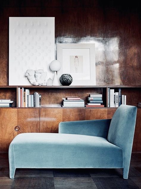 Blue Chaise Longue, Chaise Longue Living Room, Dark Sofa, Blue Sofa Living, Sofa Bed Modern, Stylish Home Office, Blue Couch, Wood Panelling, Fendi Casa