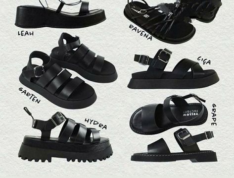 Grunge Sandals, Aesthetic Sandals, Sandals Aesthetic, Essential Shoes, Heels Design, Sandals Design, Chic Sandals, Beautiful Sandals, Embroidered Shoes