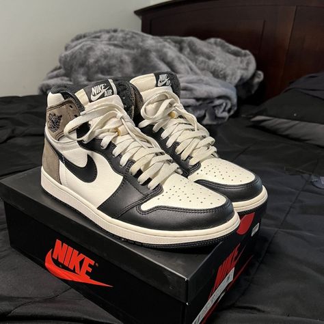 Brand New Aur Jordan 1 “Mocha” Size 9.5 Air Jordan 1 Mocha, Mens Jordans, Jordans Men, Jordan 1 Mocha, Jordan Quotes, Nike Air Jordan Shoes, Mocha Color, Joker Art, Jayson Tatum