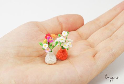 Flower vase crochet, Dollhouse miniature Flower bouquet in vase Weird Crochet Patterns, Unique Granny Squares Crochet, Vase Crochet, Weird Crochet, Crocheting Aesthetic, Unique Granny Squares, Flower Bouquet In Vase, Crochet Inspiration Ideas, Crochet Dollhouse