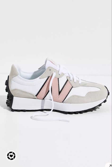 Gifts For Young Women, Velvet Flare Pants, Chic Sneakers, Balance Sneakers, Pink Sneakers, Trending Sneakers, New Balance Sneakers, Balance Shoes, Sporty Outfits