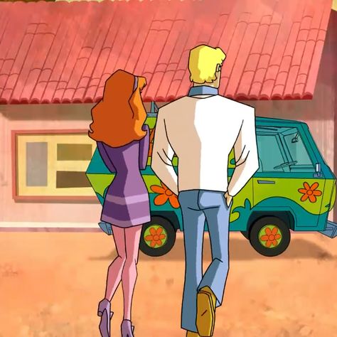 Fred And Daphne Aesthetic, Daphne X Fred, Scooby Doo Daphne And Fred, Fred X Daphne, Angel Dynamite, Daphne Blake Aesthetic, Fred And Daphne, Daphne Aesthetic, Scooby Doo Daphne