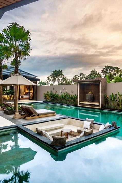 Patio Outdoor Ideas, Jacuzzi Outdoor Ideas, Outdoor Ideas Backyard, Diy Fire Pits, Indoor Pool Design, Expensive Homes, Dream Backyard Pool, Bali House, Tour Around The World