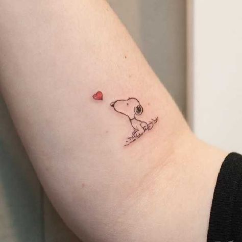 would u get a snoopy tattoo? Snoopy Matching Tattoos, Cute Minimalistic Tattoos, Snoopy Tattoo For Women, Small Snoopy Tattoo, Minimalistic Tatoos, Snoopy And Woodstock Tattoo, Peanuts Tattoo, Snoopy Tattoo Ideas, Tom Tattoo