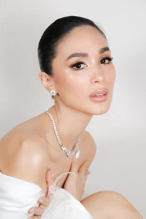 heart evangelista Heart Evangelista, Makeup Looks Tutorial, Wedding Looks, Makeup Inspo, Makeup Looks, Fashion Photography, Fashion Inspo, Fashion Outfits, Makeup