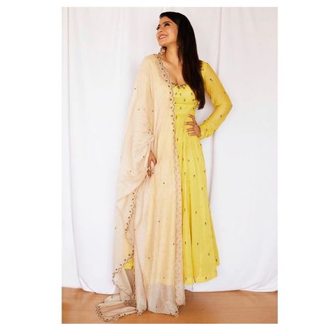 Stay beautiful and elegant ♥️♥️♥️ @kajol  Price - DM Sizes - xxxs-10xl Fabric - silk  #ordernow . . Shop now . . . #newcollection . #cotton #delhi #fashion  #weddingdress #canada #riddhimehra #fashionblogger #dresses #arab #traditionaltattoo #libas #vihaarna #ramzanmubarak #pinkvilla #pinterestquotes #tutorial #vogue #indianfashion #kurti #canada #pinterest #makeup #kalkifashion #ramzaan #beauty #designer #designerdress Kajol Dresses, Ethnic Wear Indian, Ethnic Gown, India Dress, Shoes Outfit Fashion, Indian Designer Outfits, Fashion Attire, Manish, Indian Designer Wear