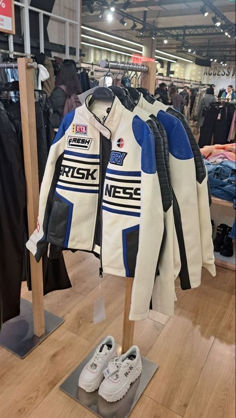 Bershka Racer Jacket, Mens Racer Jacket Outfit, Racer Style Outfit, Racer Jacket Aesthetic, Racer Jacket Outfit Women, Swag Jacket, Racer Aesthetic, Racer Jacket Outfit, Racer Outfit