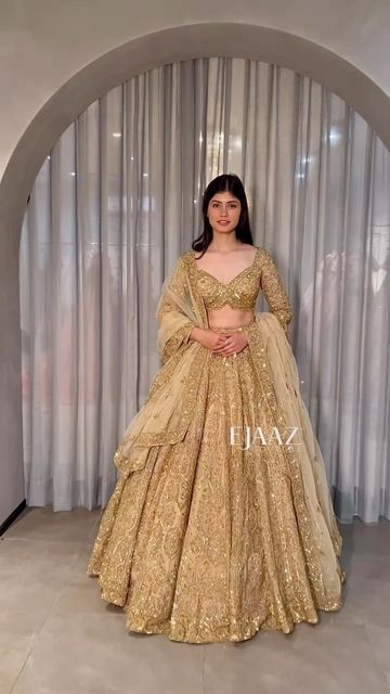 Reception Dress Bride Indian, Engagement Dress For Bride Indian, Ejaaz Couture, Golden Bridal Lehenga, Golden Lehenga, Latest Bridal Lehenga Designs, Engagement Dress For Bride, Pastel Palettes, Best Indian Wedding Dresses