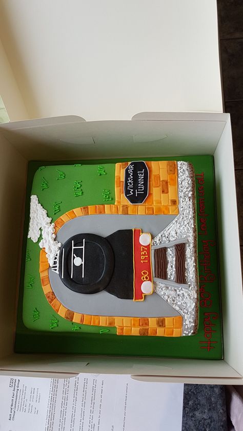 Steam Train Cake For Men, Railway Cake, Train Birthday Cake, 10 Birthday Cake, 70th Birthday Cake, 21st Cake, Train Cake, Groom Cake, Train Party