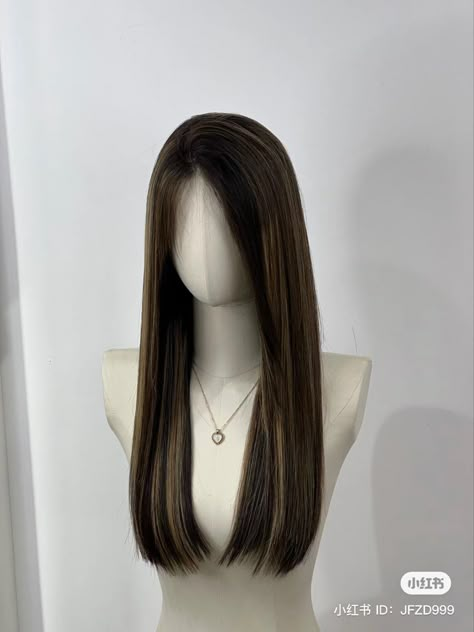 Pretty Hair Cuts, Hair Doctor, Korean Hair Color, Hair Style Korea, Hair Inspiration Long, Bald Hair, Hair Tutorials Easy, Hair Up Styles, Haircuts Straight Hair