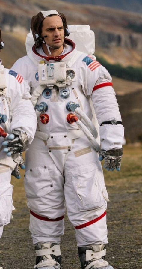 Astronaut Reference, Diy Astronaut Costume, Astronaut Fashion, Astronaut Dress, Nasa Space Suit, Astronaut Outfit, Astronaut Space Suit, Astronaut Suit, Astronaut Costume