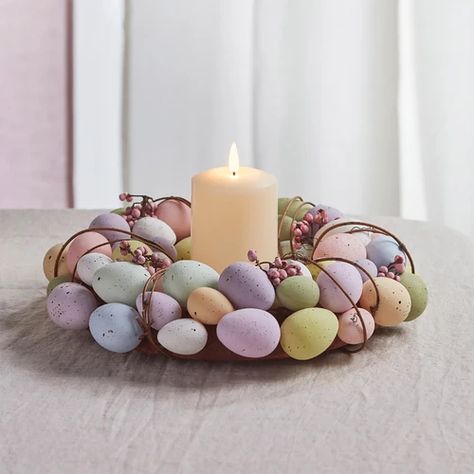 Pastel Wreath, Small Pink Flowers, Party Styling, Easter Spring Wreath, Easter Wreath Diy, Easter Egg Wreath, Egg Easter, Easter Candles, Candle Wreaths