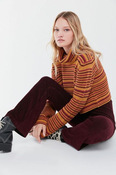 Corduroy Pants Outfit, Striped Turtleneck Sweater, Rose Clothing, Turtleneck Outfit, 70s Inspired Fashion, Seventies Fashion, Striped Turtleneck, 60s Fashion, Outfit Inspo Fall