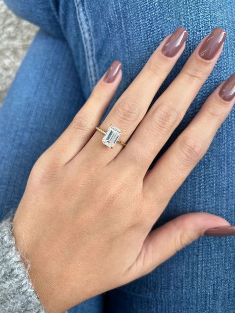 Platinum Emerald Cut Engagement Ring, Emerald Engagement Ring Gold, Emerald Cut Hidden Halo, Gold Emerald Cut Engagement Ring, Gold Band Engagement Rings, Wedding Rings Emerald Cut, Hand Jewellery, Dream Wedding Ring, Ring Cuts