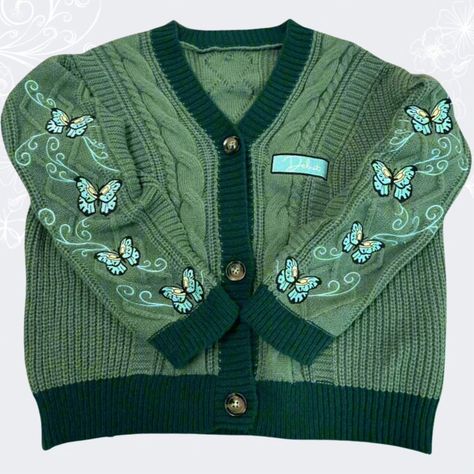 🦋 The Debut Cardigan is back in stock! ✨ Celebrating 18 years since the iconic Debut release, inspired by Taylor’s Debut Album, this cardigan features an original design with embroidered butterflies on the sleeves, a cute patch on the chest, and brown buttons. ✨ 🦋 Claim 25% OFF to celebrate the iconic debut album! Use code: DEBUT25 Available until 10/31, or while supplies last 🛍️ 📏 Available in all sizes: S, M, L, XL. 🚚 Speedy shipping and delivery within a week 🚀 💚 Order yours on Shoptown... Koi Fish Guitar, Blue Koi Fish, Swiftie Merch, Embroidered Butterflies, Blue Koi, Cute Patches, Embroidered Butterfly, Cardigan Shirt, Grey Cardigan