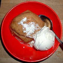 During the fall season, I look forward to going to our local fruit orchard and picking some fresh apples. Once I get back home, I like to get busy baking...first up, some freshly baked apple dumplings. The following recipe was given to me by my great aunt about 15 years ago. Slow Cooker Apple Cobbler, Individual Apple Pies, Panama Recipe, Apple Dumpling Recipe, Boiled Dinner, Apple Dumpling, Freezing Fruit, Freezing Apples, Local Fruit