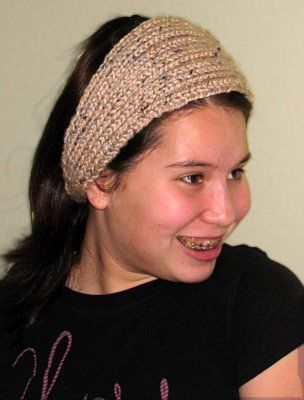 Knitted Headband Free Pattern Ear Warmers, Earwarmer Knitting Patterns, Knitted Headband Free Pattern, Knitted Headbands, Knitted Stuff, Headband Knit, Head Warmer, Crochet Headbands, Knit Headband Pattern